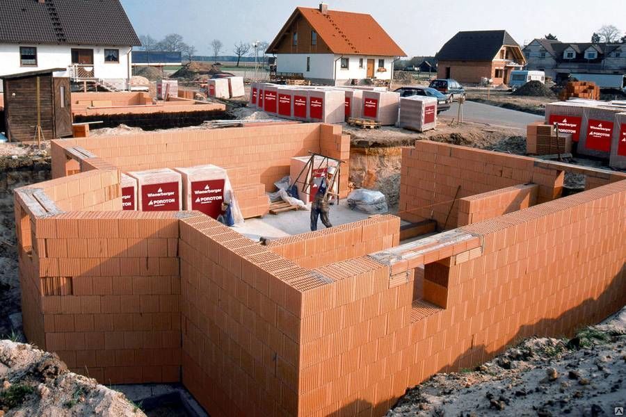 Строительство частного дома из керамблоков Porotherm (Wienerberger)